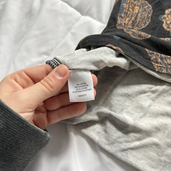 W by WORTH Womens Size Large Blouse Short Sleeve V Neck Flowy Brown Office - Picture 5 of 8